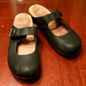 Dansko Martina black clog